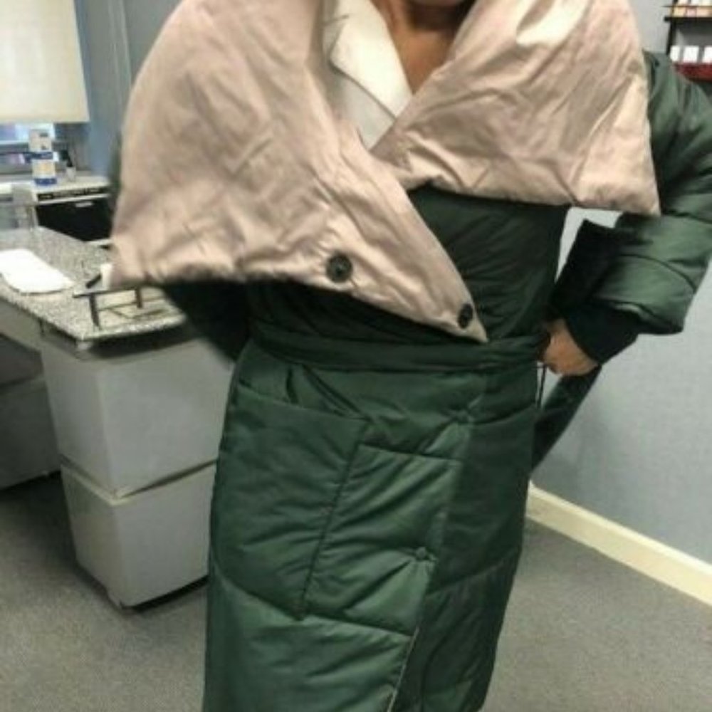 Mimino Modern Women's Green Parka Coat Size Medium